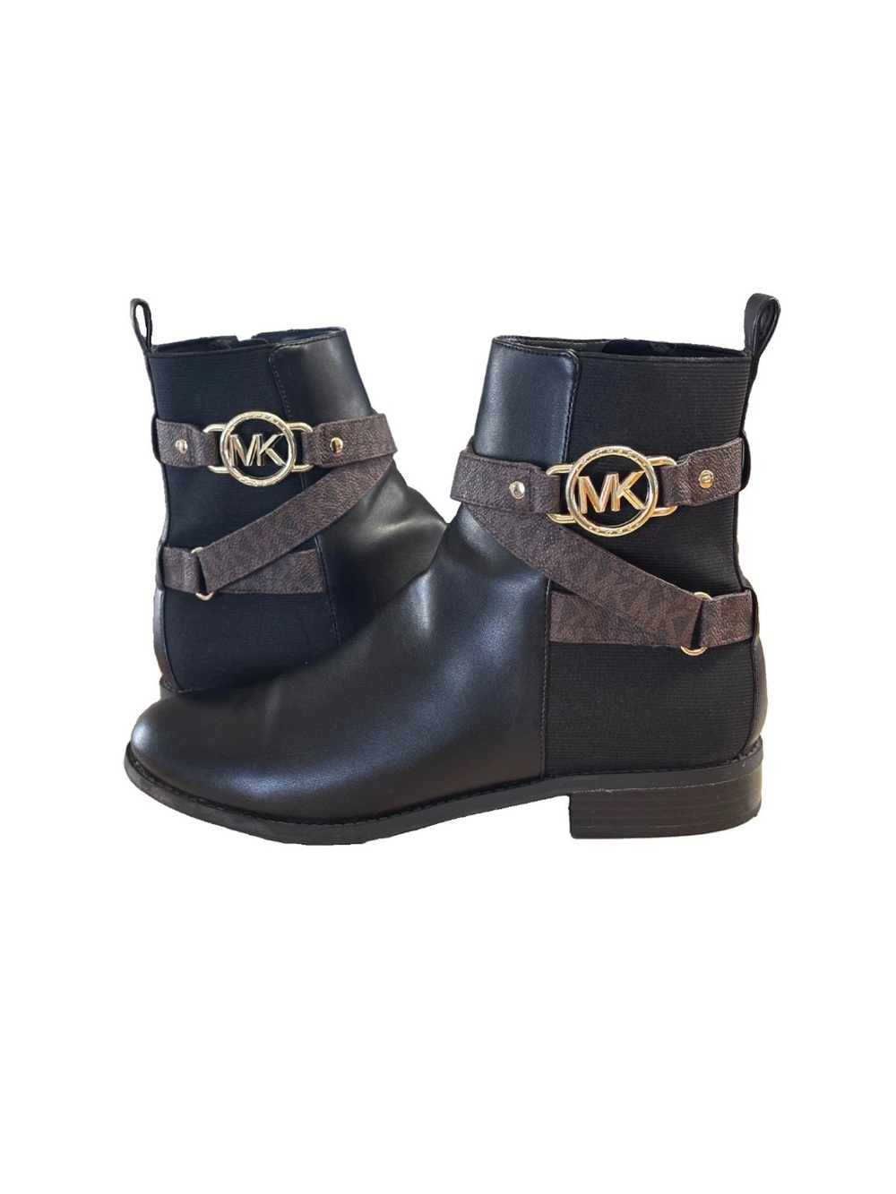 Kors Women’s Black Ankle Boots with Brown Logo Straps and Gold Accent.
Size 10M